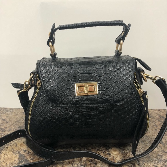 unknown Handbags - NEW -IMITATION Crocodile Black Purse